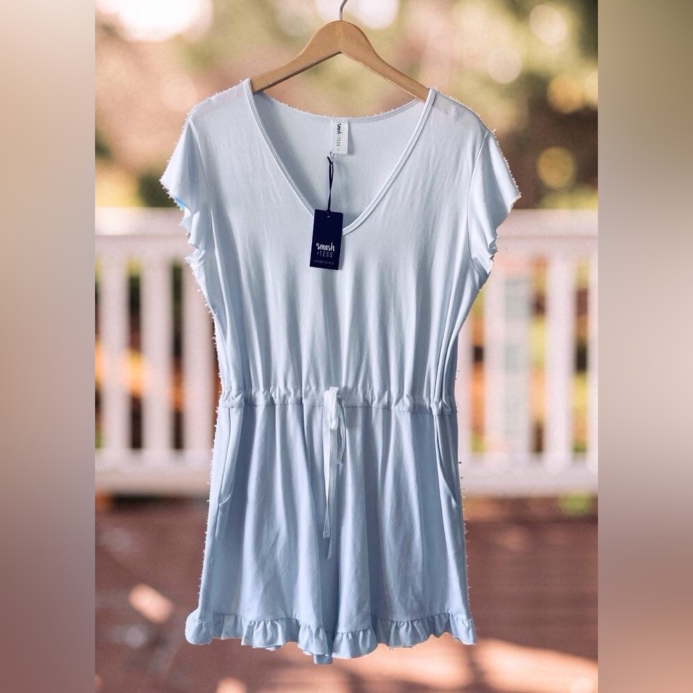 White Shorts Romper Size L NWT Smash & Tess